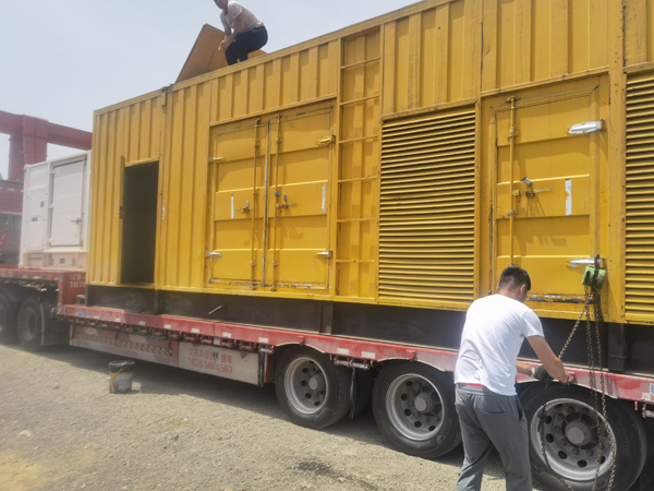 宁洱发电机出租100KW发电机需要什么规格的电缆线？